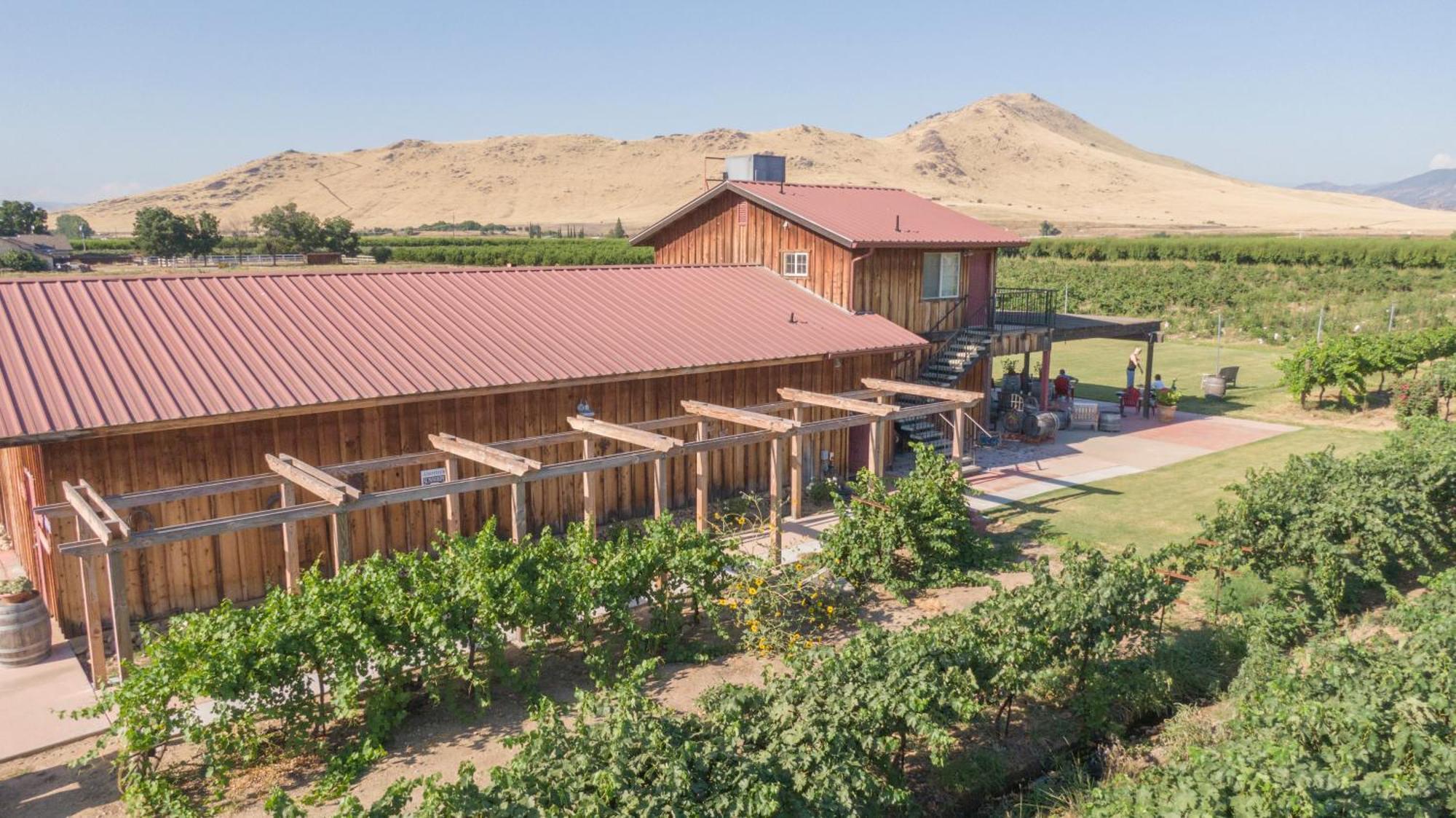 Bed and Breakfast Sequoia View Vineyard Sanger Exterior foto